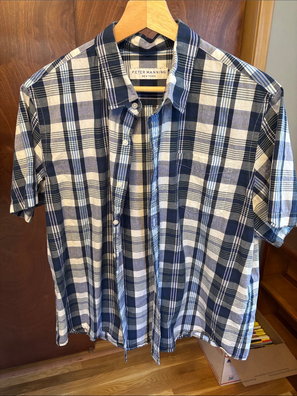Peter Manning Navy & White Plaid Short-Sleeve Button-Down Shirt